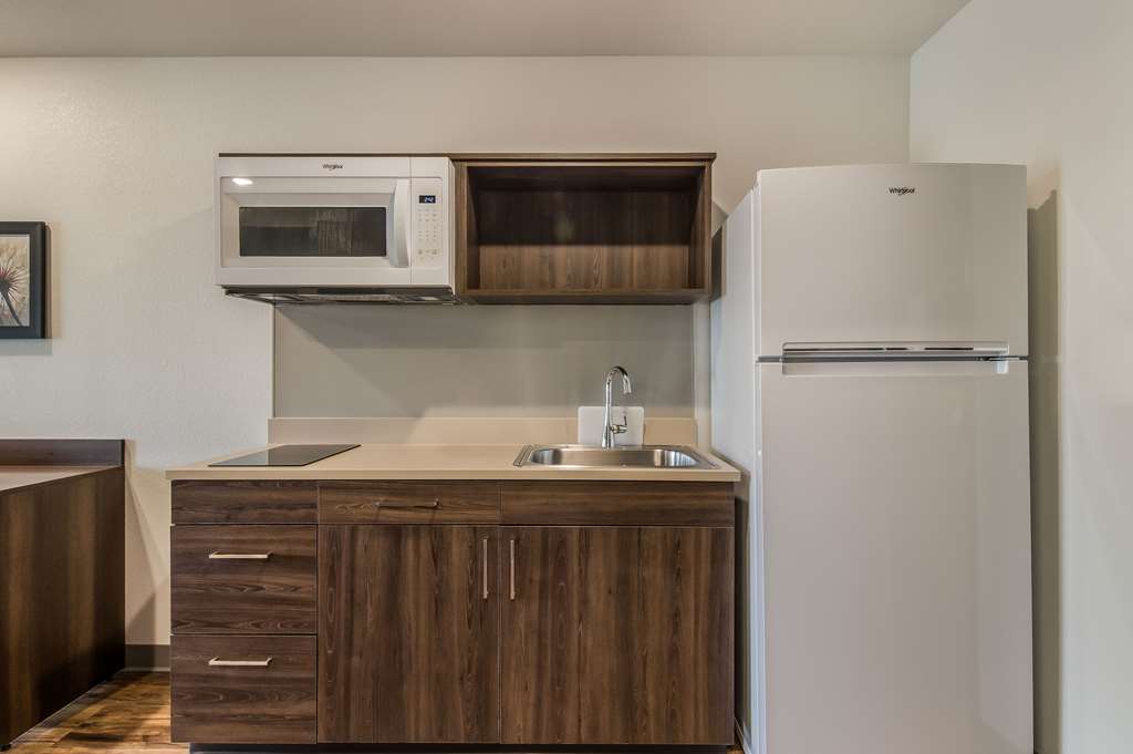 WoodSpring Suites Broomfield Westminster - photo 17