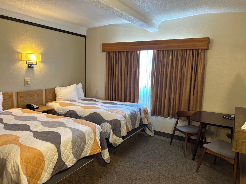 O'Haire Inn - photo 9