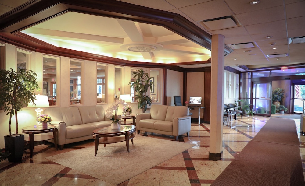 Norwalk Inn & Conference Center — Norwalk — photo 3