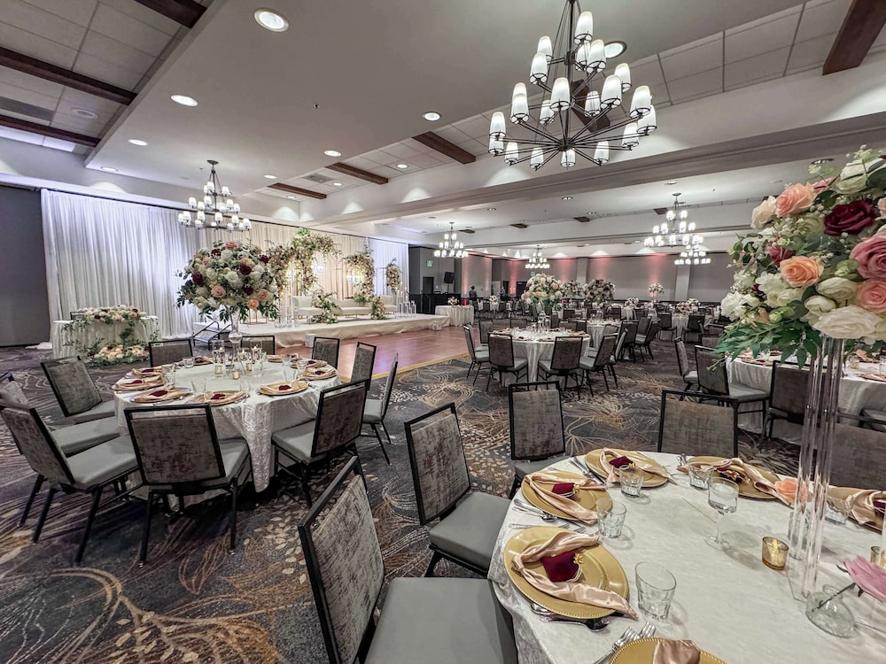 Hilton Sacramento Arden West - photo 24