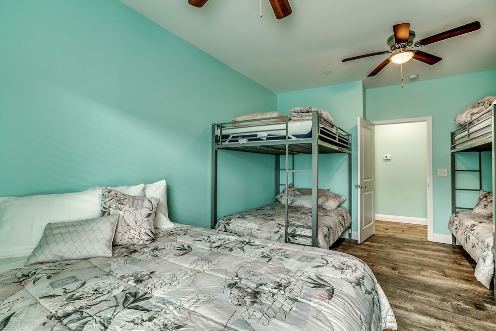 Together Resorts Cherry Grove Resort at Hunter 1026 - photo 7