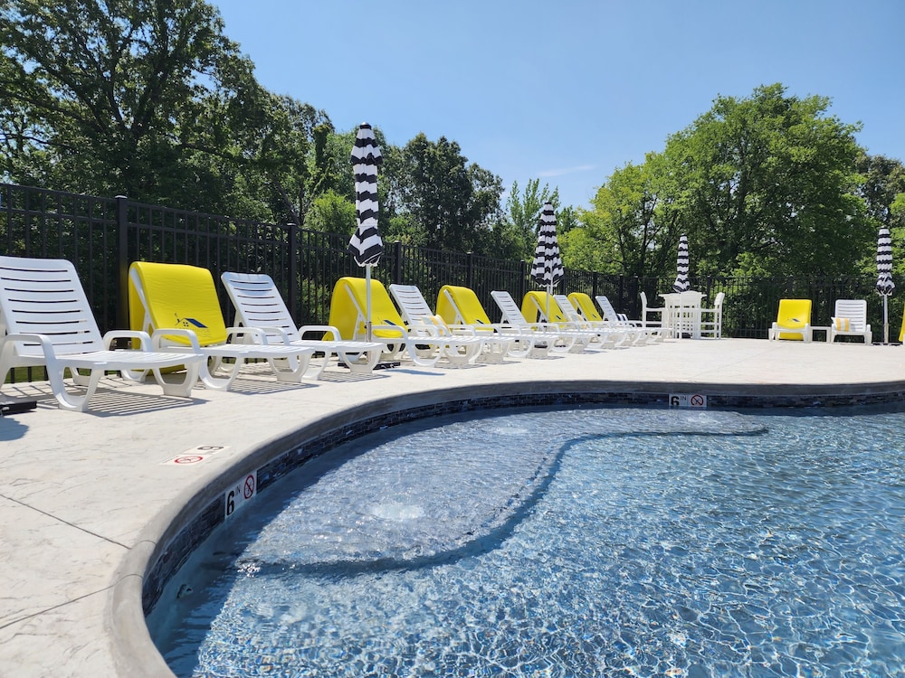 The Lakehouse Inn at Sledd Creek - photo 41