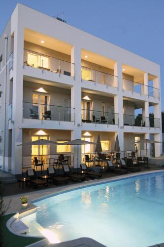 Rooms Villa Oasiss — 4-Star Luxury Hotel in Medulin, Croatia