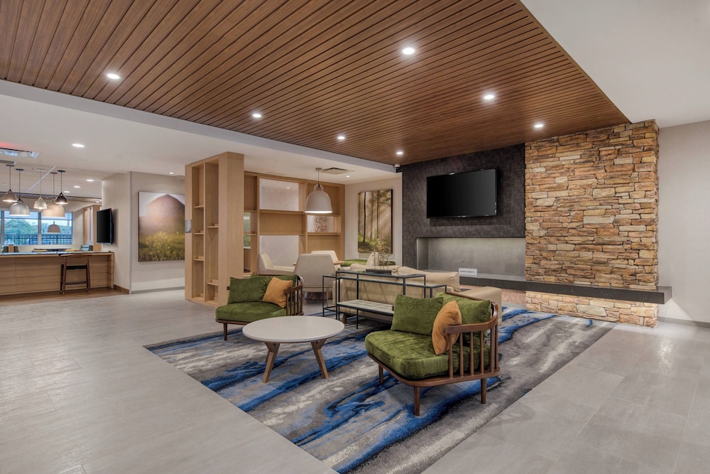 Fairfield Inn & Suites by Marriott Charlotte Belmont - photo 2