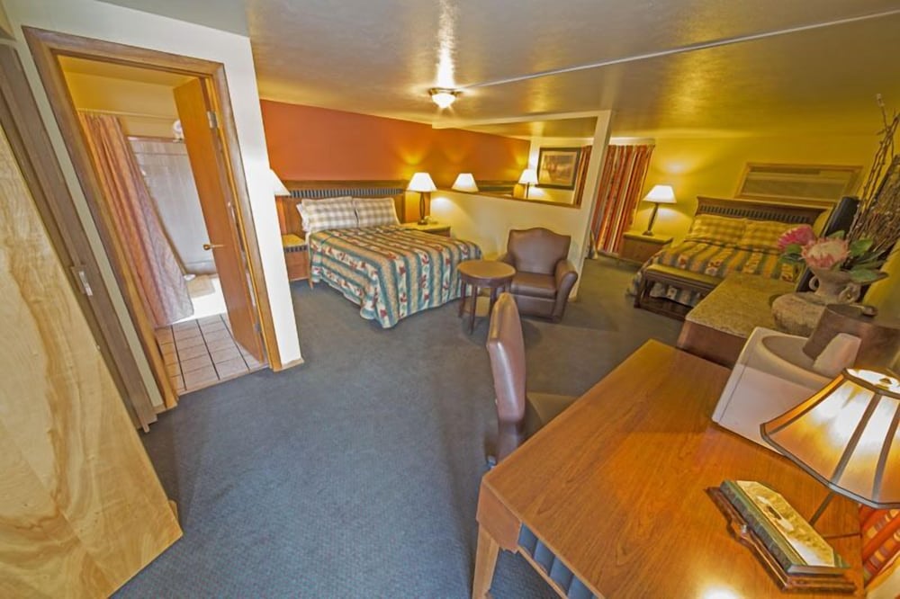 Rainbow Lodge and Inn - photo 26