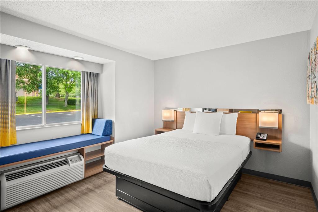 Microtel Inn by Wyndham Lexington - photo 21