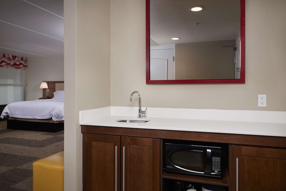 Hampton Inn & Suites Phoenix Scottsdale on Shea Boulevard - photo 32