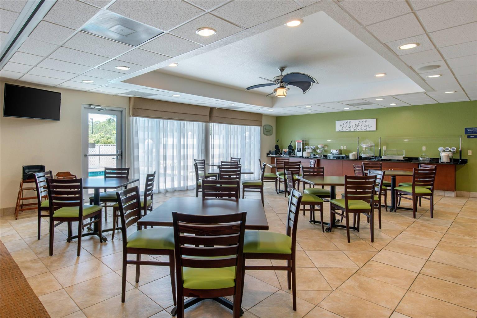 Sleep Inn & Suites Port Charlotte Punta Gorda - photo 38