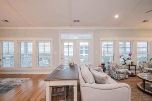 Pier Walker by Oak Island Accommodations - photo 15