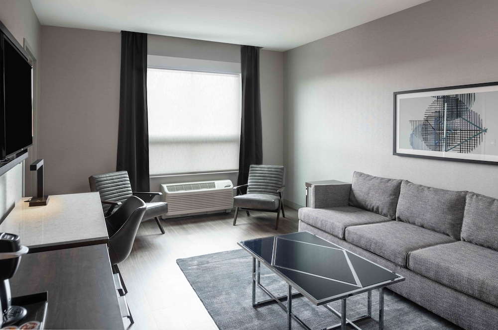 Holiday Inn Express Boston South Quincy - photo 12