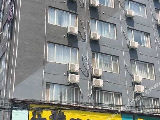 LY hotel - last minute hotel in Xinzheng