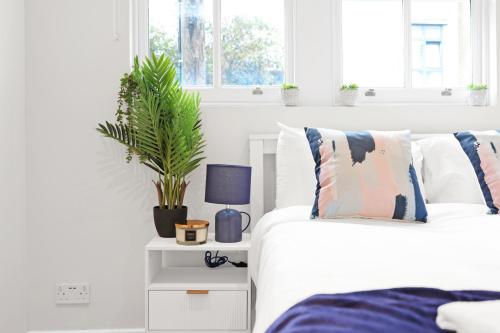 Luxury 3 bedroom house in Limehouse close to city Sleeps 6 8 — 4-Star Luxury Hotel in London, United Kingdom