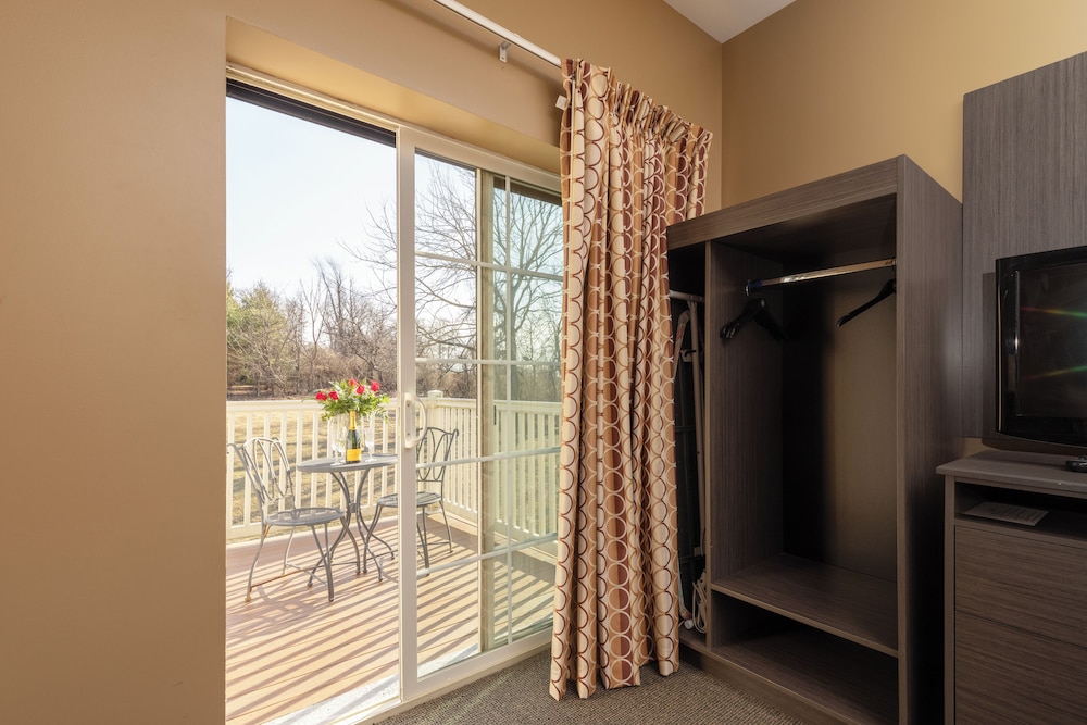 Brinton Suites - photo 40