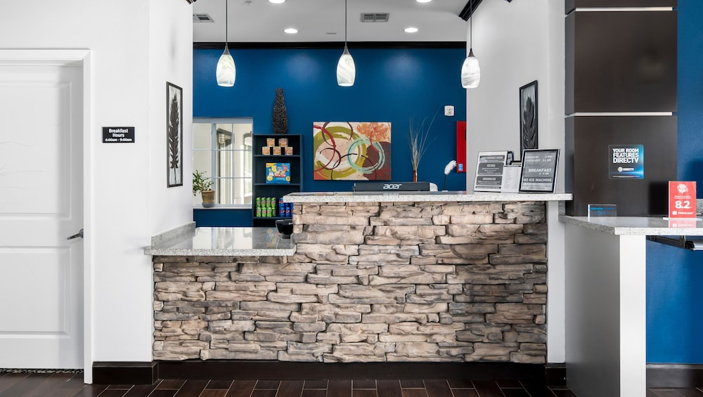 Belmont Inn and Suites - photo 3