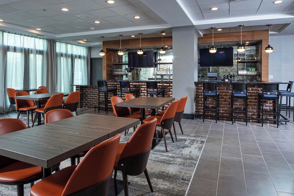 Four Points by Sheraton Appleton - photo 25
