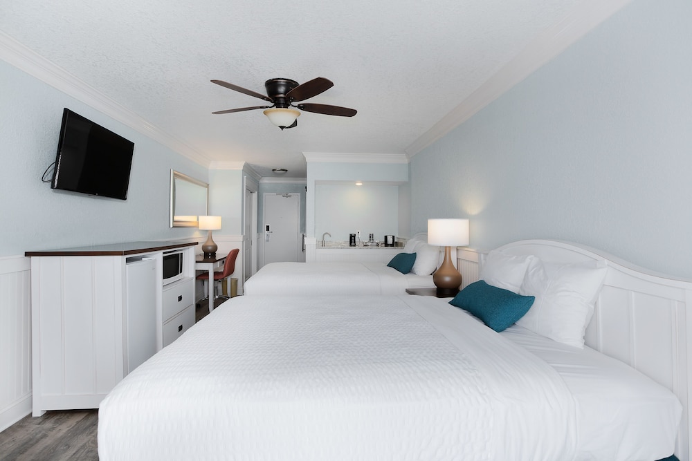 John Yancey Oceanfront Inn - photo 45