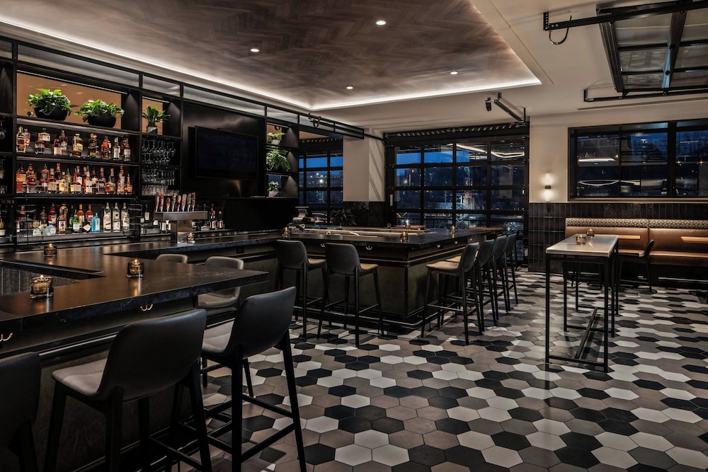 Marriott Knoxville Downtown - photo 35