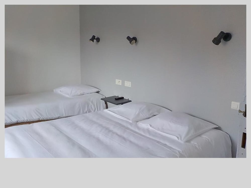 lO'berge - carbon neutral hotel in Mios