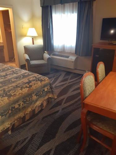 Rochester Inn - photo 2
