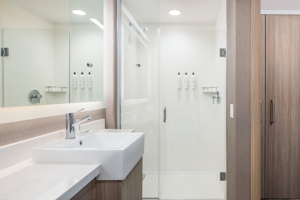 SpringHill Suites by Marriott Tucson at The Bridges - photo 9