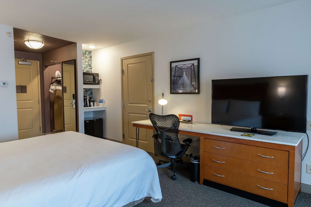 Hilton Garden Inn Des Moines West - photo 24