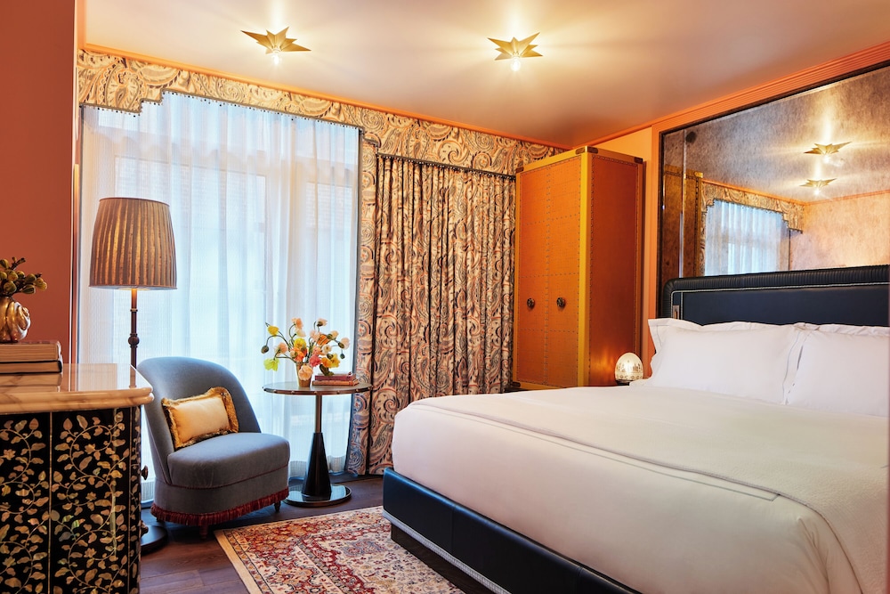 The Fifth Avenue Hotel - photo 9