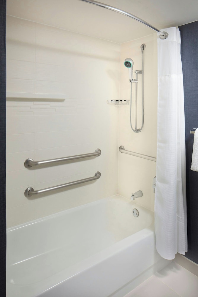 Residence Inn by Marriott Arlington at Rosslyn - photo 14