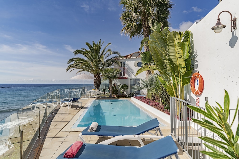 Villa do Mar II by Our Madeira — 4-Star Luxury Hotel in Calheta, Portugal