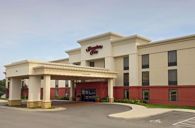 Hampton Inn Dubuque - photo 3