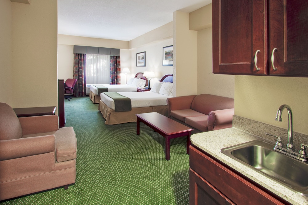 Holiday Inn Express & Suites West Palm Beach Metrocentre by IHG - photo 19