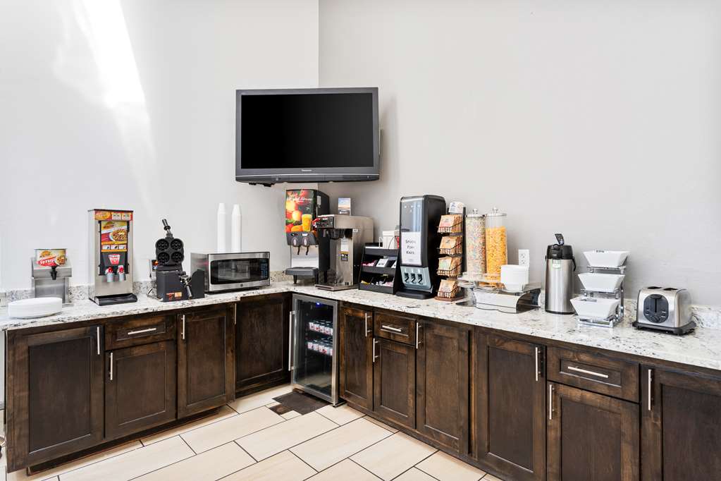 SureStay Hotel by Best Western Albuquerque Midtown - photo 31