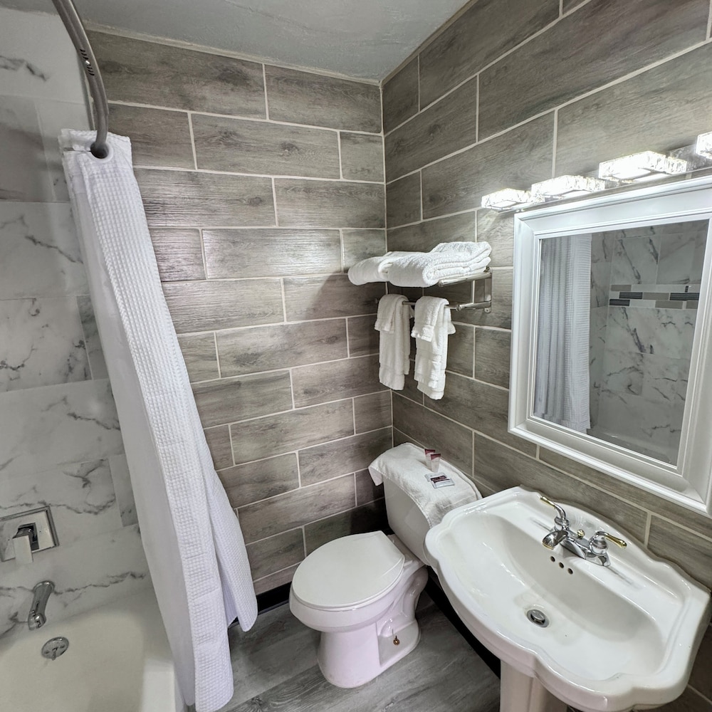 Nampa Downtown Inn - photo 24