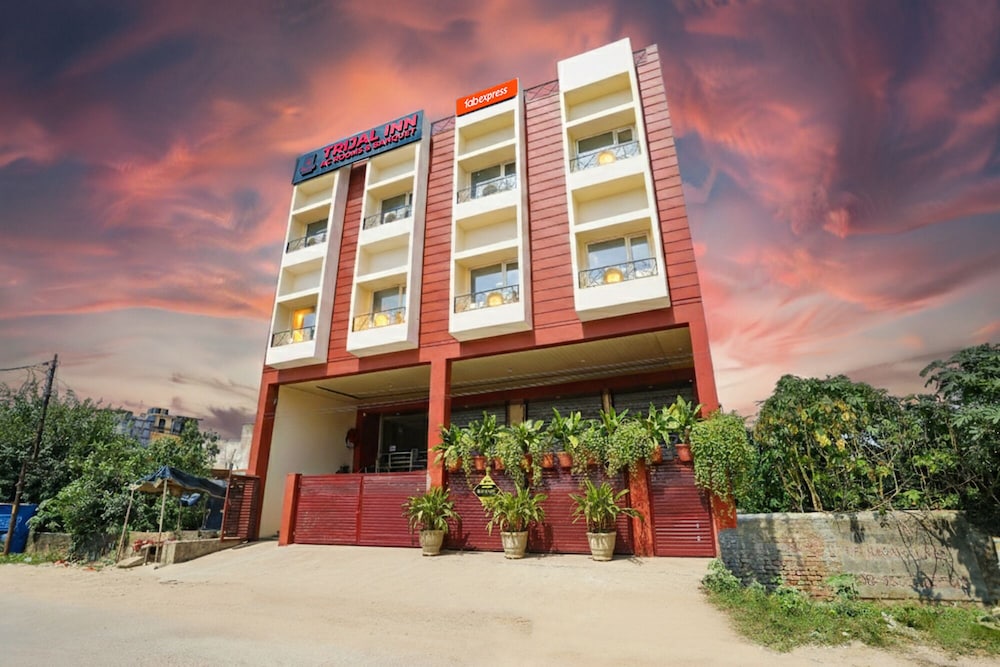 FabHotel Trijal Inn - last minute hotel in Lucknow