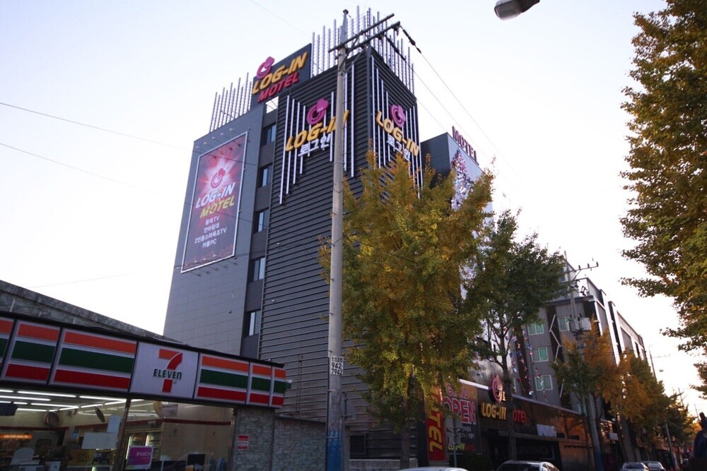 Login Hotel - carbon neutral hotel in Daegu