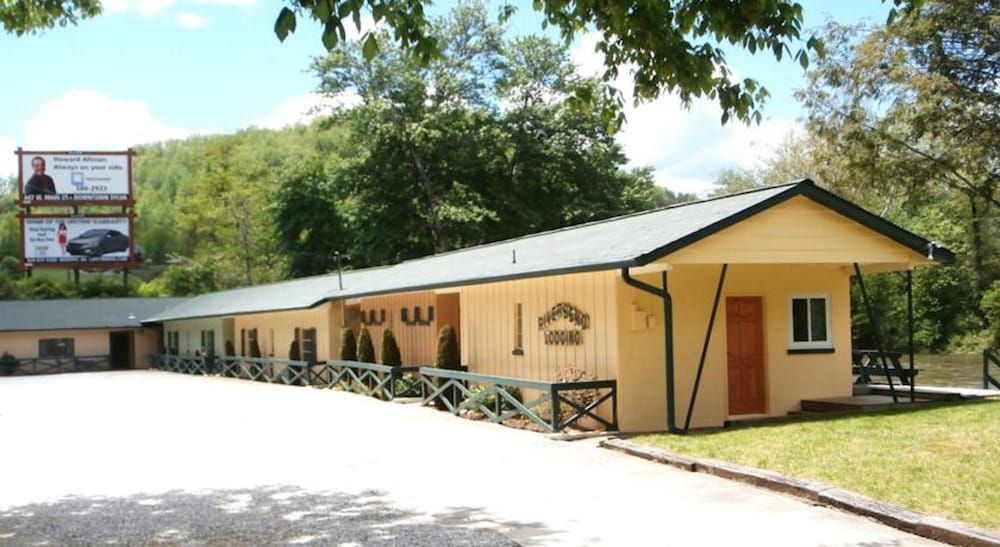 Riverbend Lodging - photo 15