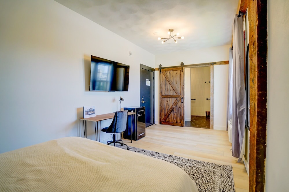 The Mill Hotel - photo 32