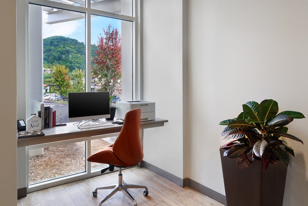 Candlewood Suites Asheville Downtown by IHG - photo 52