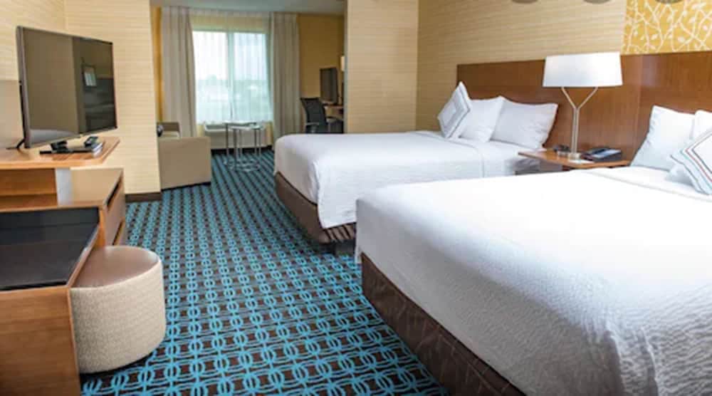 Fairfield Inn & Suites by Marriott Cleveland Tiedeman Road - photo 13