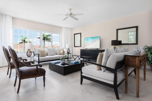 One Grace Bay Townhomes 205 2 BR — 4-Star Luxury Hotel in Providenciales, Turks and Caicos Islands