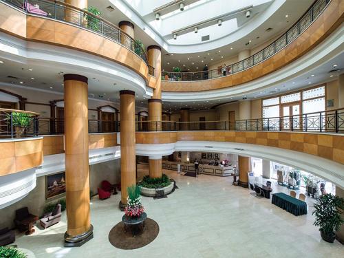 Park Inn by Radisson Shanghai Downtown — 4-Star Luxury Hotel in Shanghai, People's Republic of China