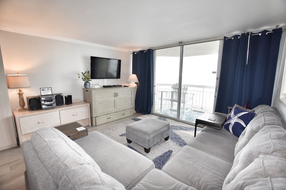 0406 Waters Edge Resort 1 Bedroom Condo by RedAwning - photo 12