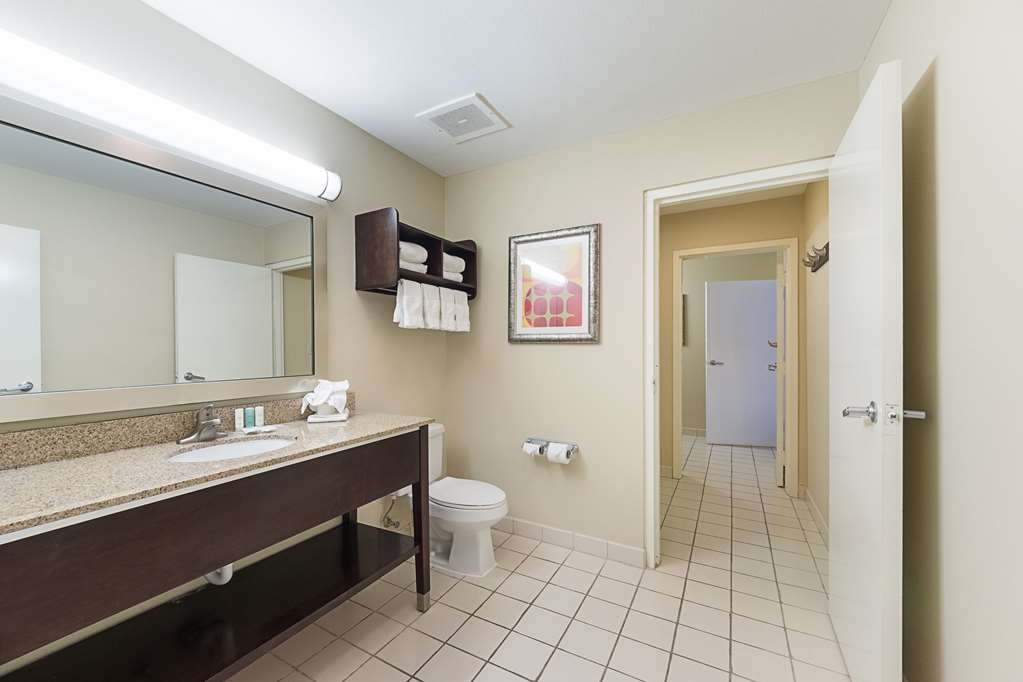 Comfort Suites Beachside - photo 30