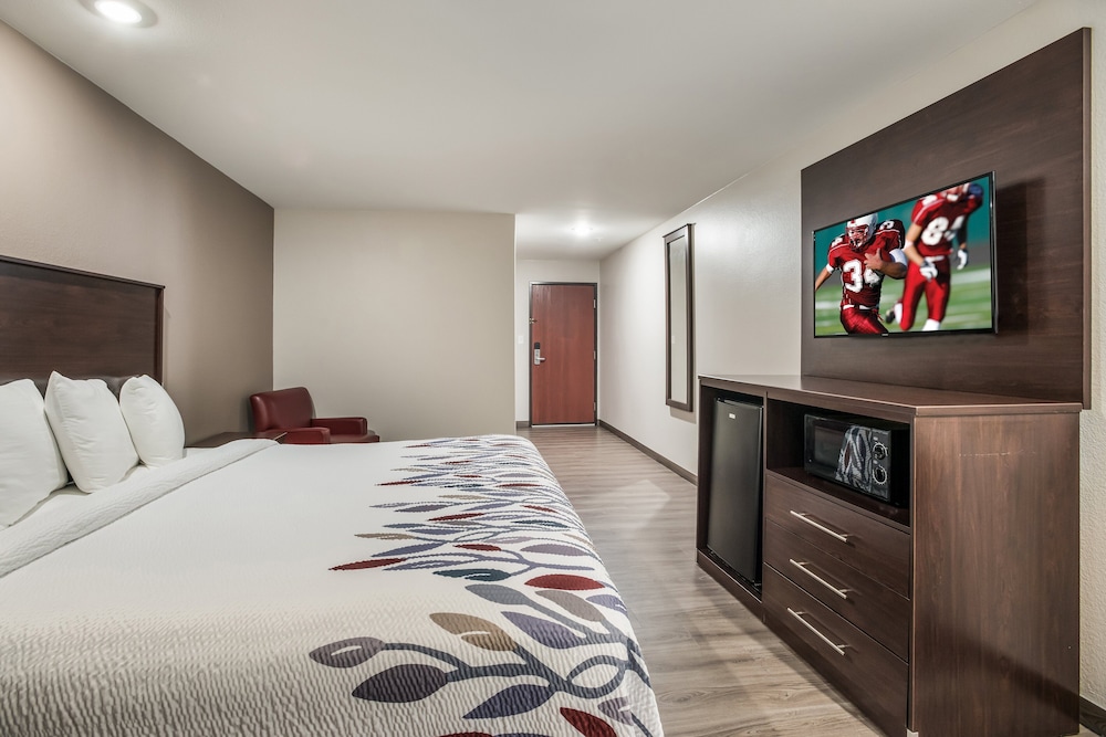 Red Roof Inn & Suites Lake Charles - photo 6