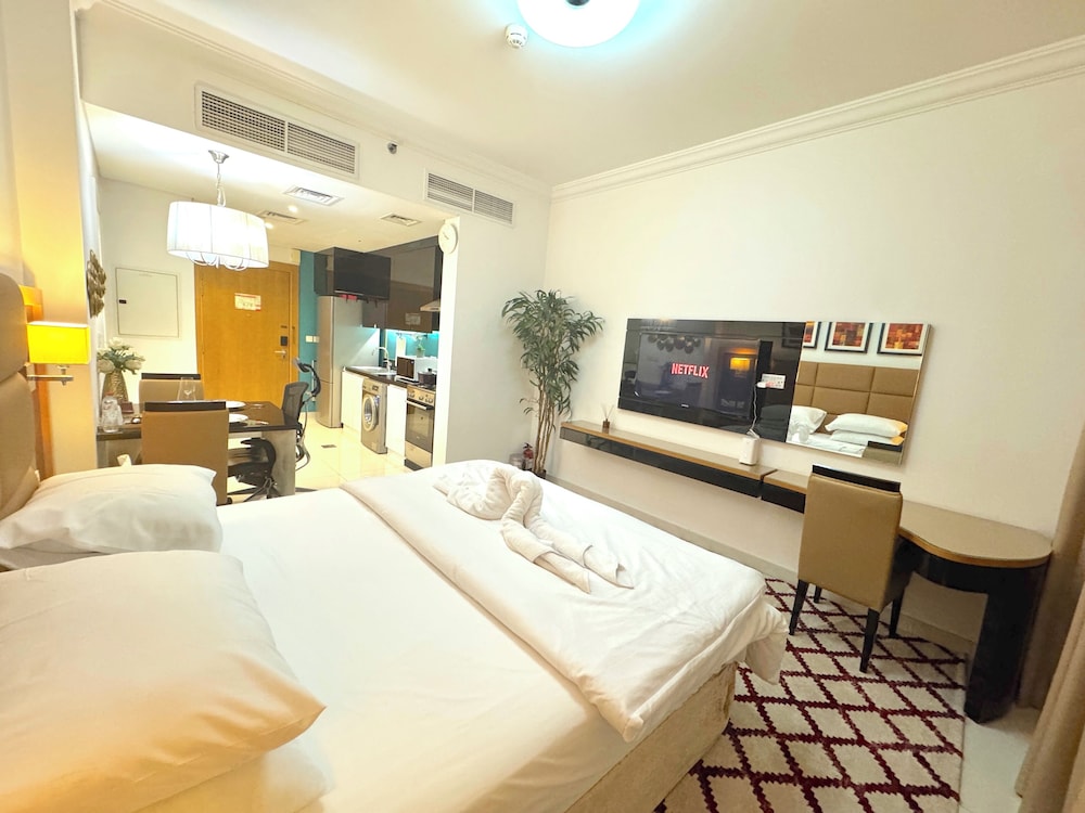 Walton Studio - carbon neutral hotel in Dubai