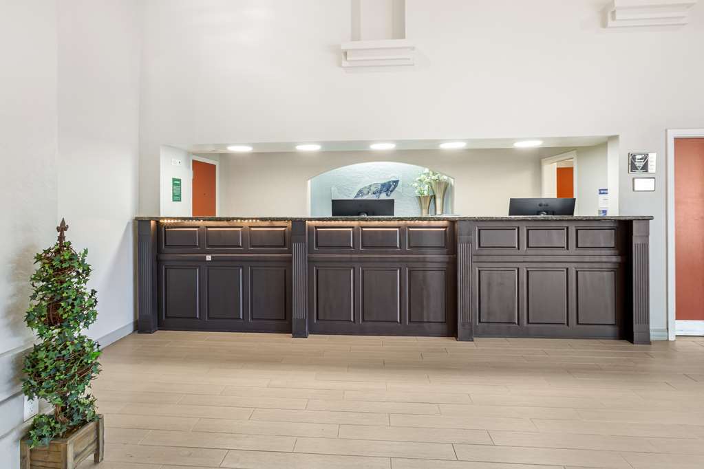 Best Western Plus Villa Del Lago Inn Patterson - photo 3