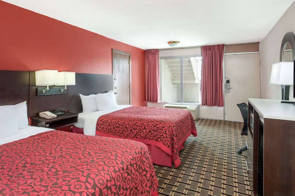 Days Inn by Wyndham Cullman - photo 14