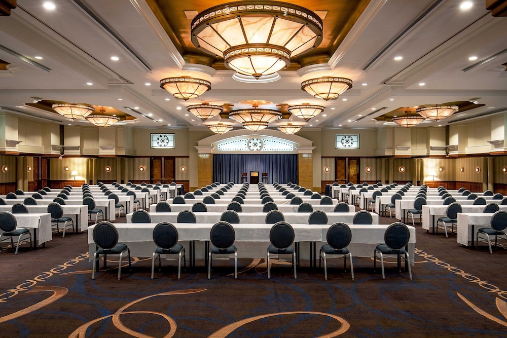 Sheraton Pentagon City Hotel - photo 36