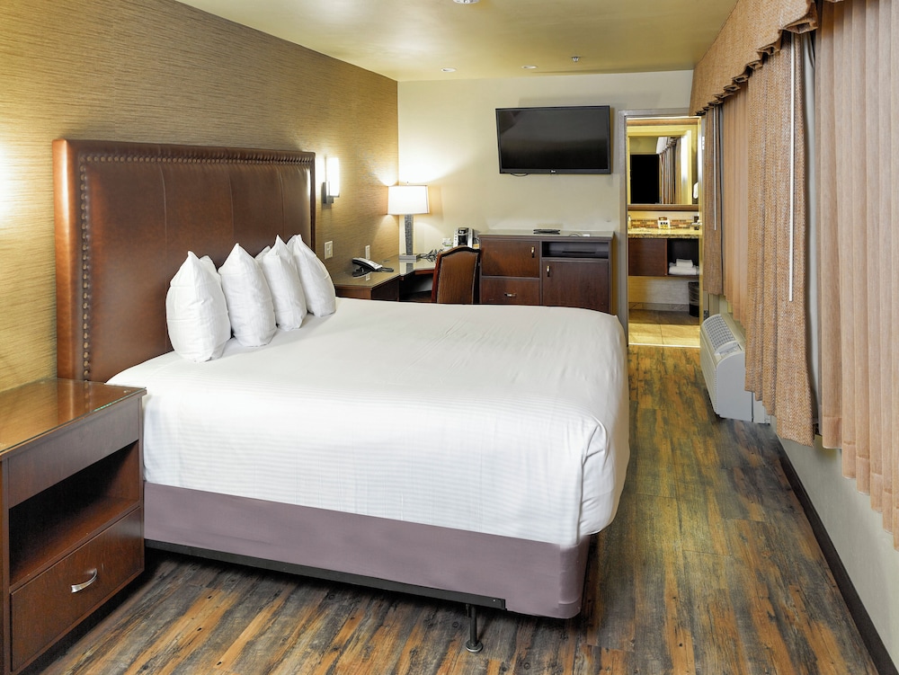 Holiday Inn Resort The Squire at Grand Canyon by IHG - photo 14