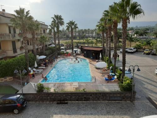 Casa Mare Etna Taormina — 4-Star Luxury Hotel in Mascali, Italy