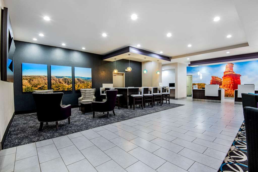 La Quinta Inn & Suites by Wyndham Pampa - photo 11
